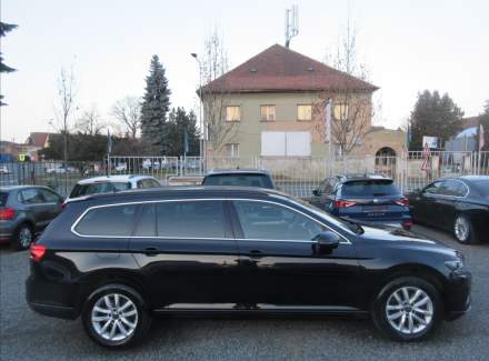 Volkswagen - Passat