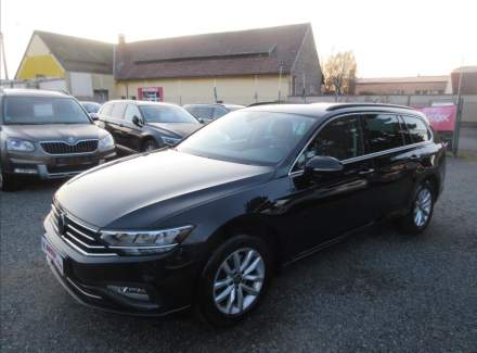 Volkswagen - Passat