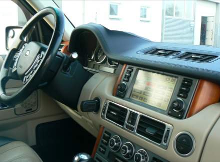 Land Rover - Range Rover