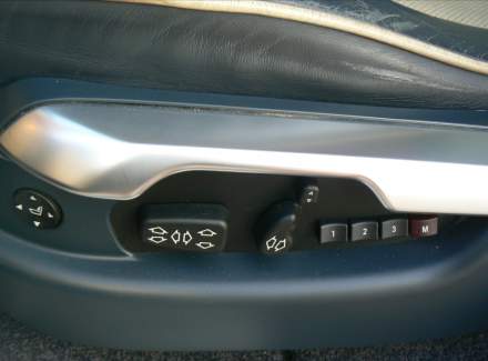 Land Rover - Range Rover