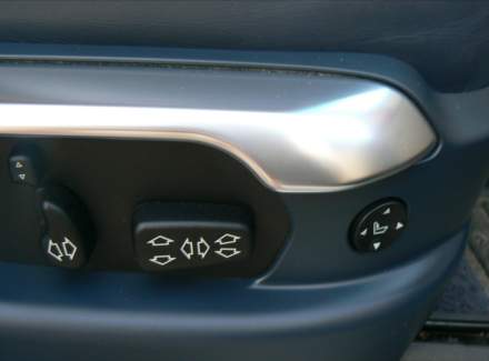 Land Rover - Range Rover