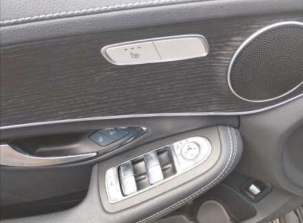 Mercedes-Benz - C-class