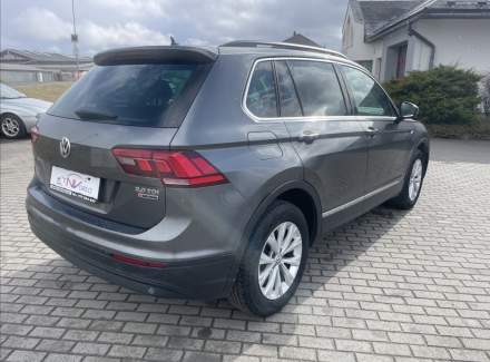 Volkswagen - Tiguan