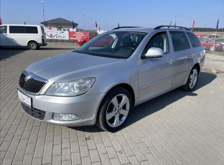Škoda - Octavia