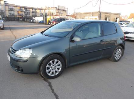 Volkswagen - Golf