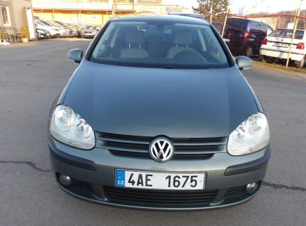Volkswagen - Golf