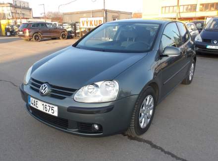Volkswagen - Golf