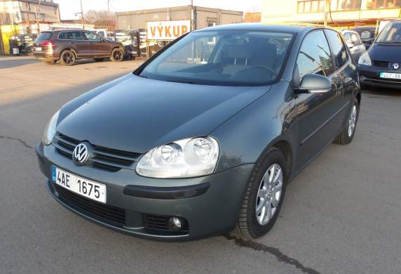 Volkswagen - Golf