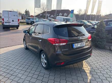 Kia - Carens