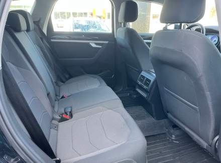 Volkswagen - Touareg