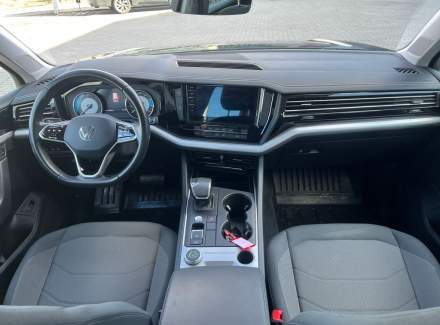 Volkswagen - Touareg