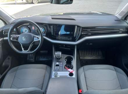 Volkswagen - Touareg