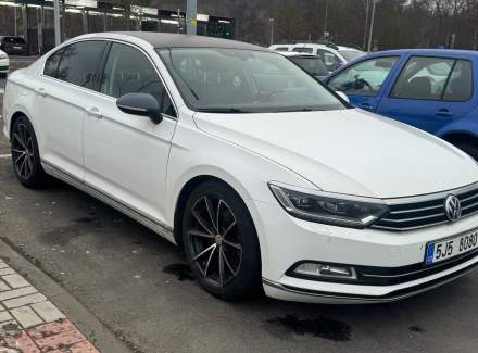 Volkswagen - Passat