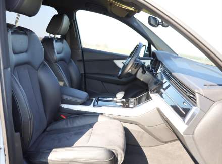 Audi - Q7
