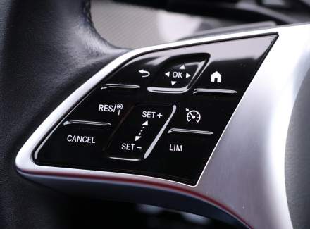 Mercedes-Benz - C-class