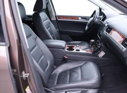 Volkswagen - Touareg