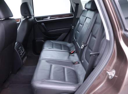 Volkswagen - Touareg