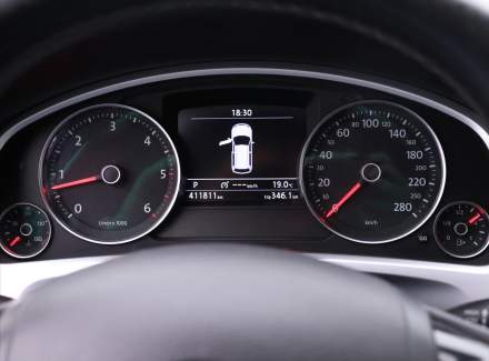 Volkswagen - Touareg