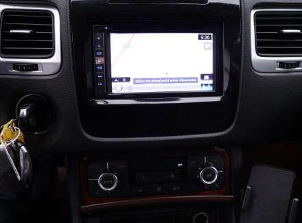 Volkswagen - Touareg