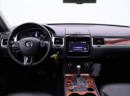 Volkswagen - Touareg