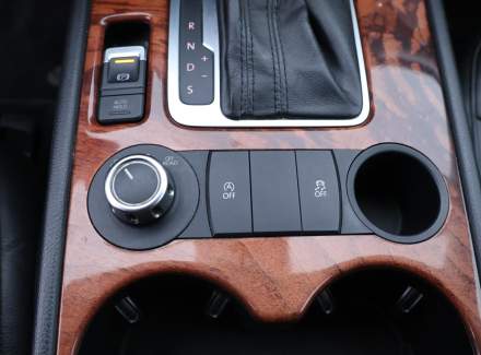 Volkswagen - Touareg