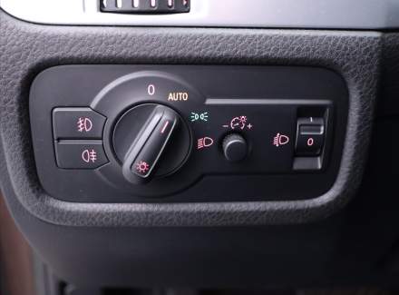 Volkswagen - Touareg