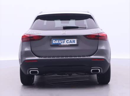 Mercedes-Benz - GLA
