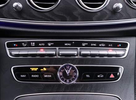 Mercedes-Benz - E-class