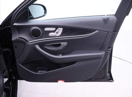 Mercedes-Benz - E-class