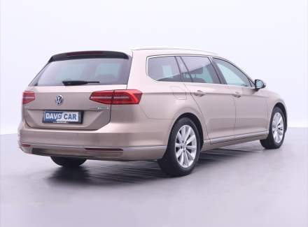 Volkswagen - Passat