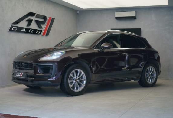 Porsche - Macan