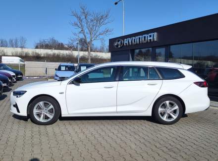 Opel - Insignia