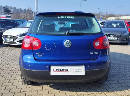 Volkswagen - Golf
