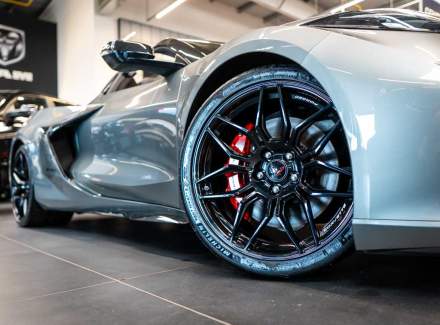 Chevrolet - Corvette