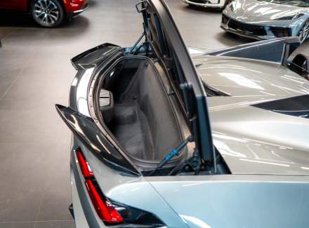 Chevrolet - Corvette