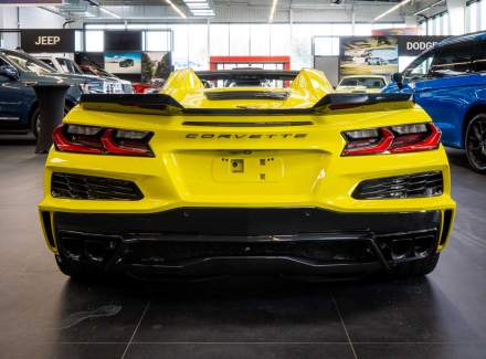 Chevrolet - Corvette