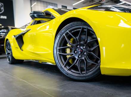 Chevrolet - Corvette