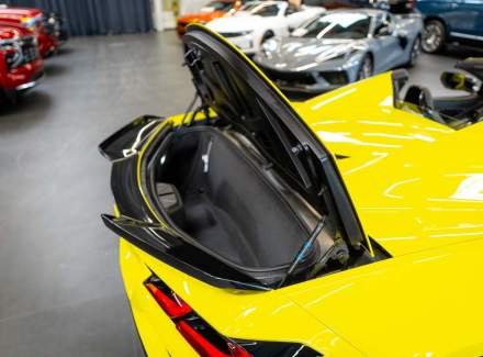 Chevrolet - Corvette