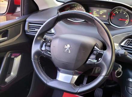 Peugeot - 308