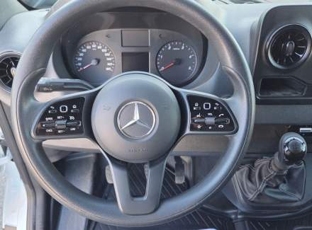 Mercedes-Benz - Sprinter