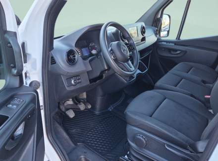 Mercedes-Benz - Sprinter