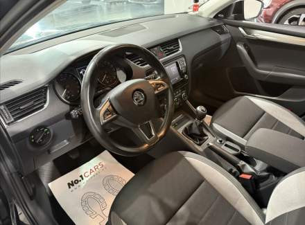 Škoda - Octavia