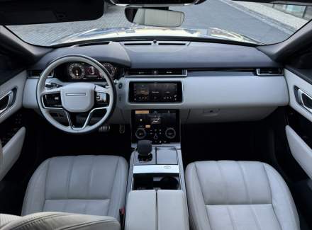 Land Rover - Range Rover Velar