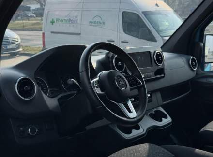 Mercedes-Benz - Sprinter