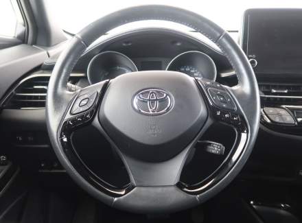 Toyota - C-HR