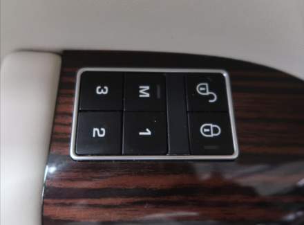 Land Rover - Range Rover