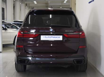 BMW - X7