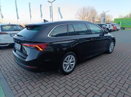 Škoda - Octavia