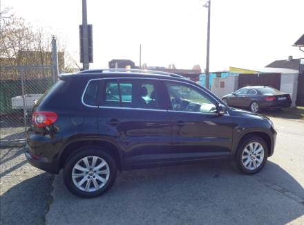 Volkswagen - Tiguan