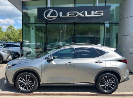 Lexus - NX